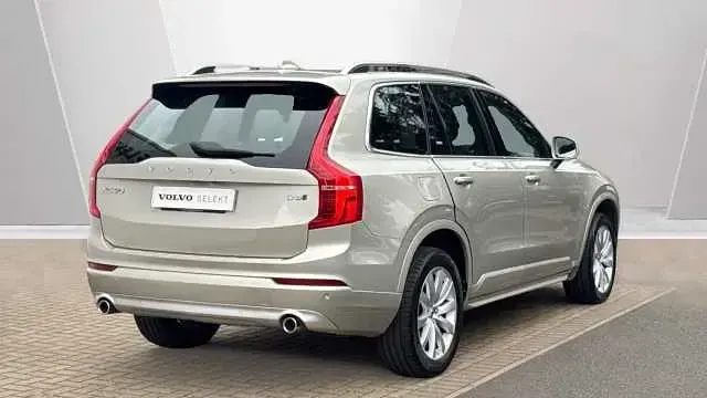 Used Volvo XC90 Momentum 232 HP (170 kW) 2018 SUV
