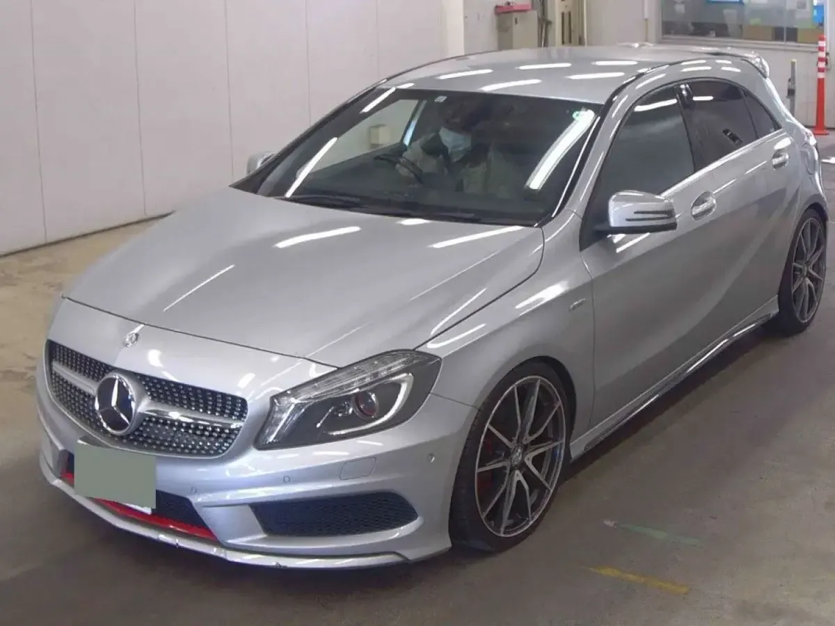 Usado Mercedes A250 2014 Prateado Citadino