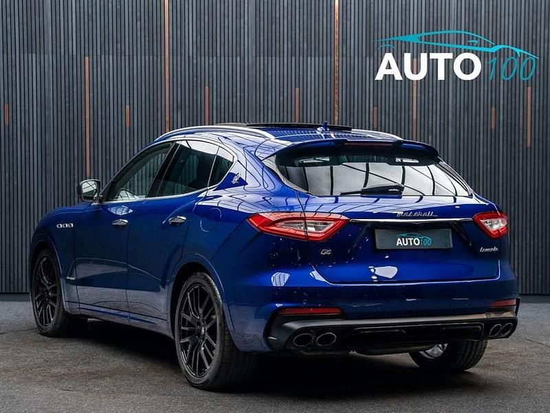 Begagnad Maserati Levante 2020 Blå SUV