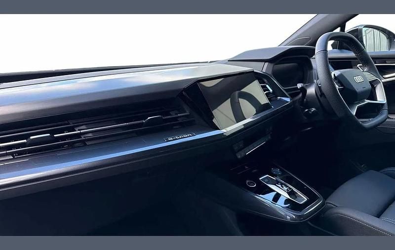 Used Audi Q4 e-tron Black Edition 210 kW (286 HP) 2025 Blue SUV