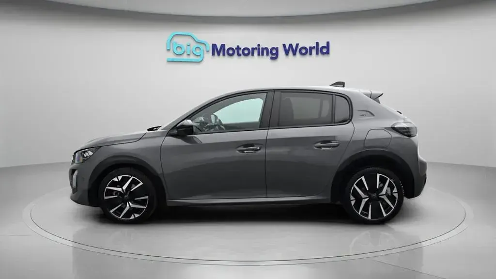 Used Peugeot 208 Premium 100 HP (73 kW) 2025 Grey Hatchback