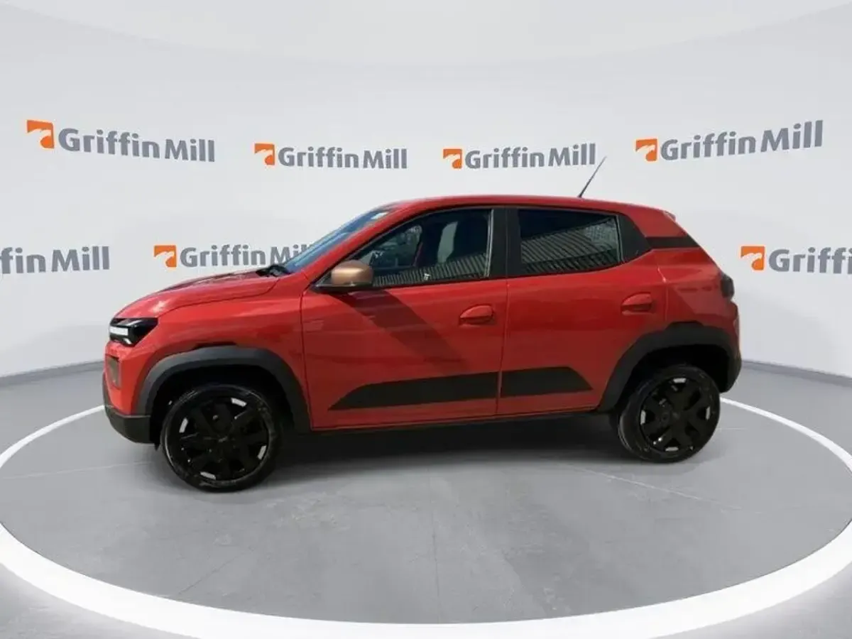 Used Dacia Spring Extreme 47 kW (64 HP) 2025 Red Hatchback