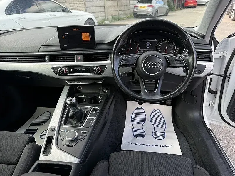 Used Audi A4 Sport 150 HP (110 kW) 2016 White Sedan