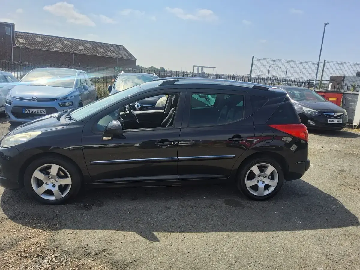 Used Peugeot 207 Allure 120 HP (88 kW) 2012 Black Estate