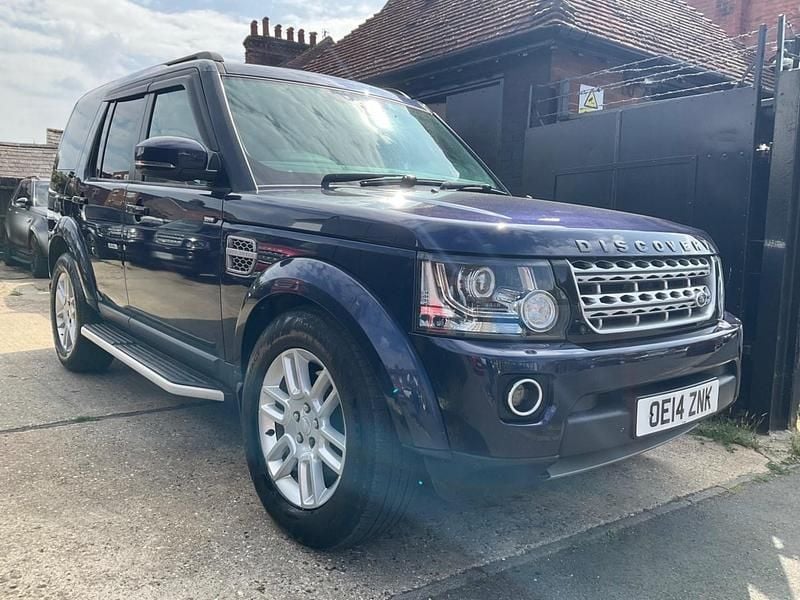Blue Used 2014 Land Rover Discovery 4 HSE SUV | £15,990 (Fair price) - Image 1/2