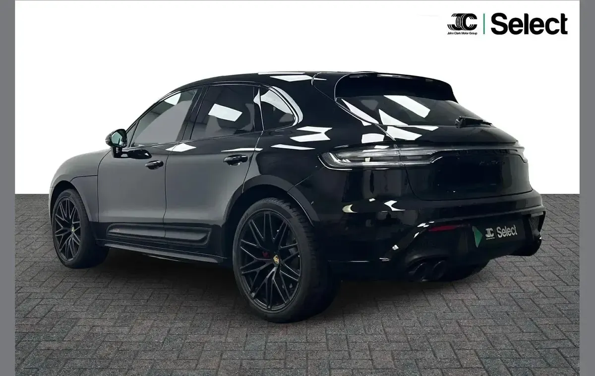 Used Porsche Macan GTS 434 HP (319 kW) 2023 Black SUV