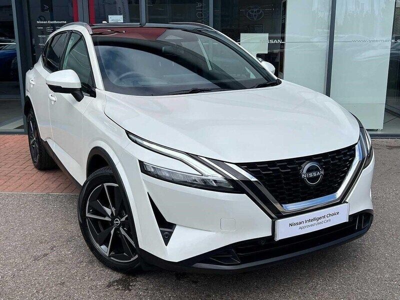 White Used 2022 Nissan Qashqai Tekna SUV | £24,000 (Expensive) - Image 1/3