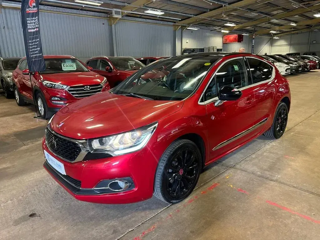 Used DS Automobiles DS4 Performance 120 HP (88 kW) 2018 Red Hatchback