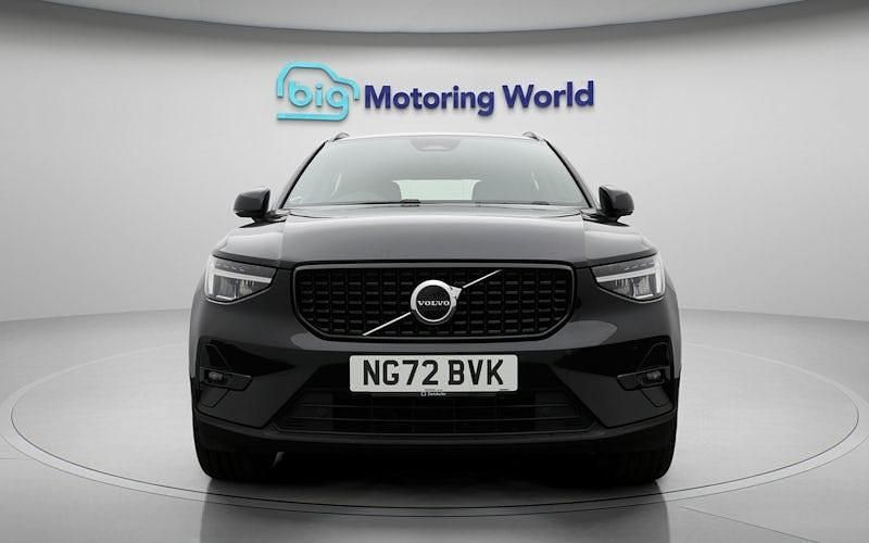 Used Volvo XC40 Plus 197 HP (144 kW) 2022 Black SUV