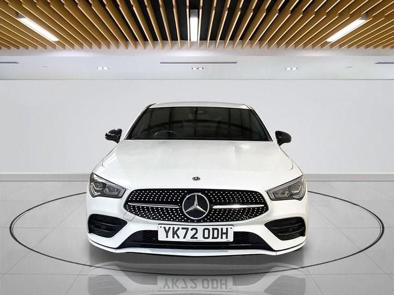 Used Mercedes CLA200 Executive 163 HP (119 kW) 2022 White Coupe
