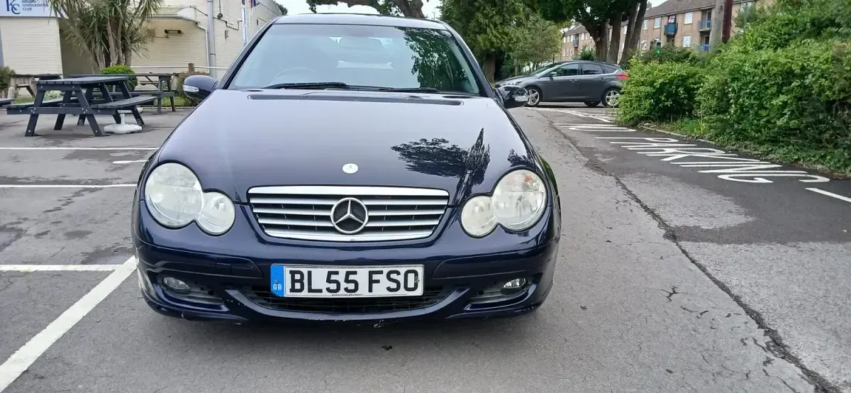Used Mercedes C200 SE 2005 Blue Coupe