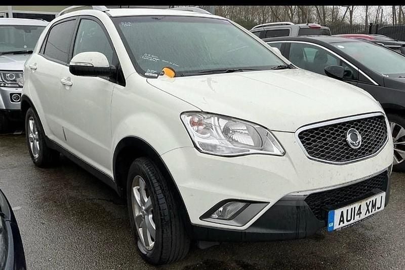 Used Ssangyong (KGM) Korando 149 HP (109 kW) 2014 White SUV