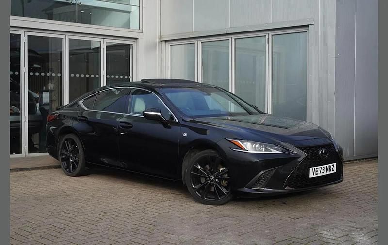 Used Lexus ES300H Sport Line 214 HP (157 kW) 2023 Black Sedan