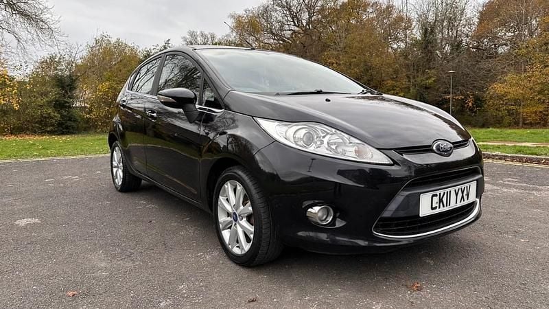 Black Used 2011 Ford Fiesta Zetec Hatchback | £2,200 (Good price) - Image 1/4