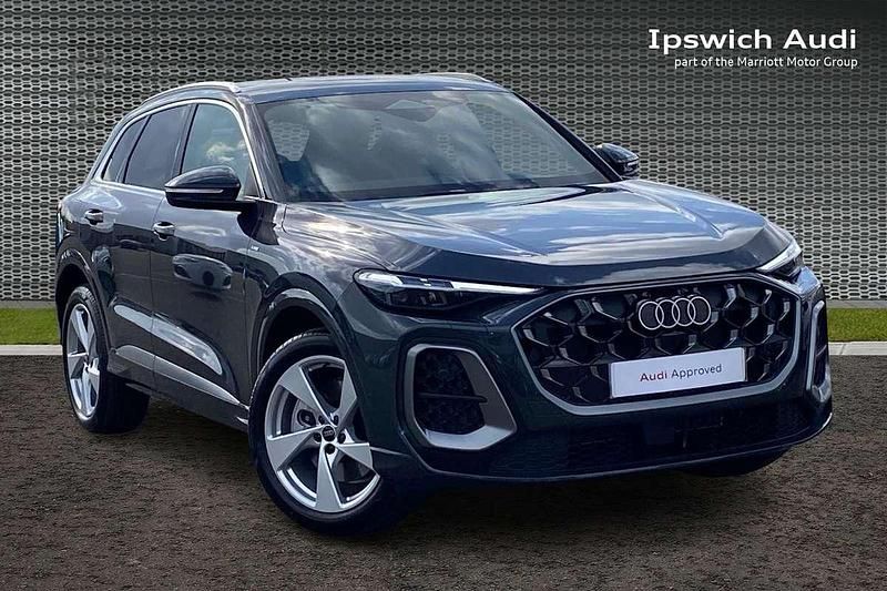 Grey Used 2025 Audi Q5 S-Line SUV | £47,837 - Image 1/4