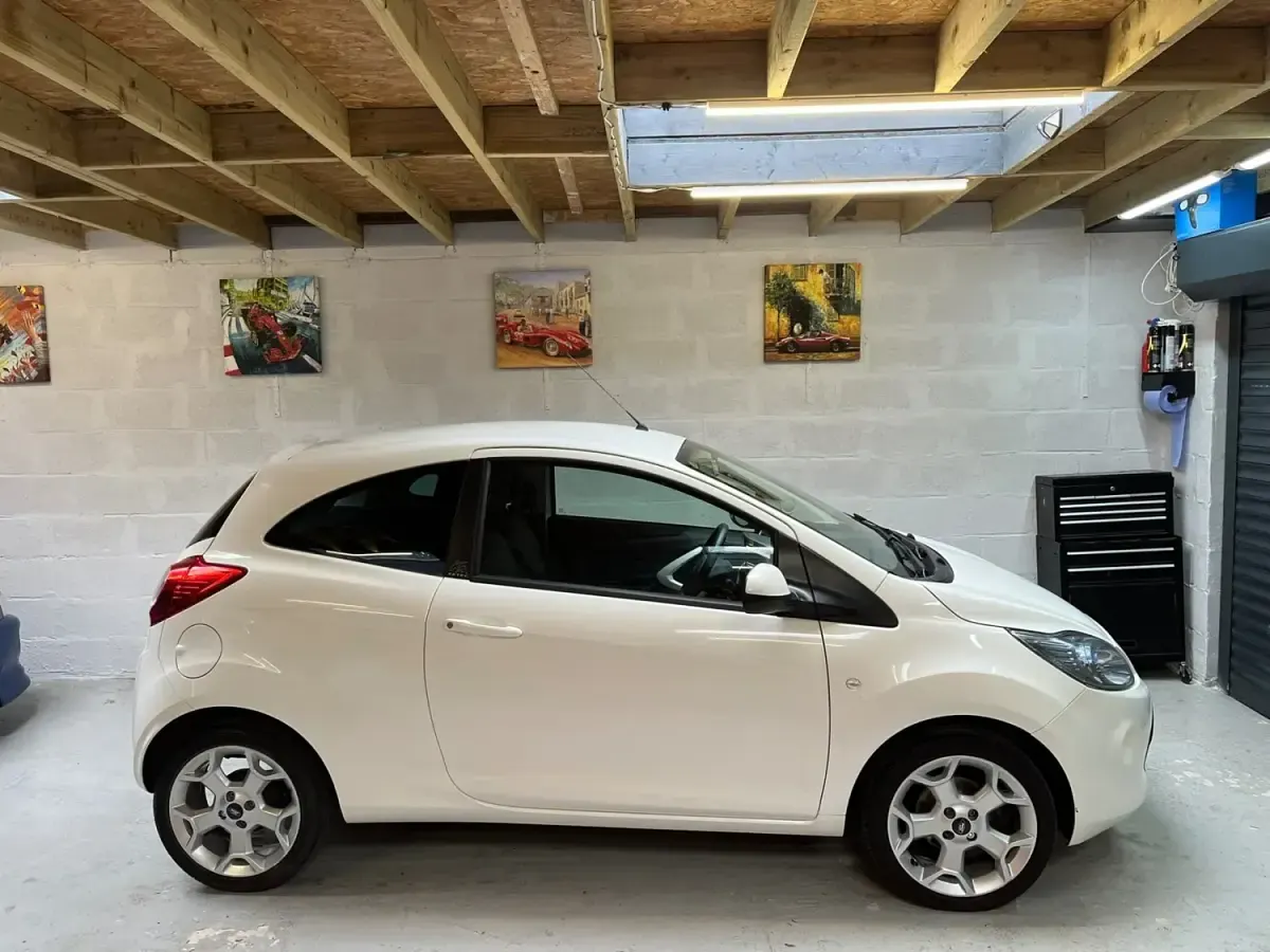 Usado Ford Ka Zetec 2015 Branco Citadino