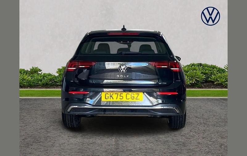 Used VW Golf VIII Style 147 HP (108 kW) 2025 Black Hatchback