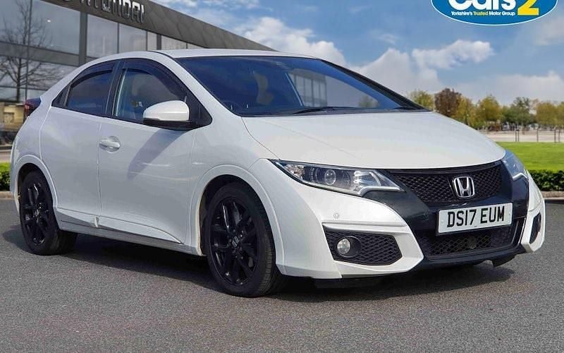 Used Honda Civic Sport 120 HP (88 kW) 2017 White Hatchback