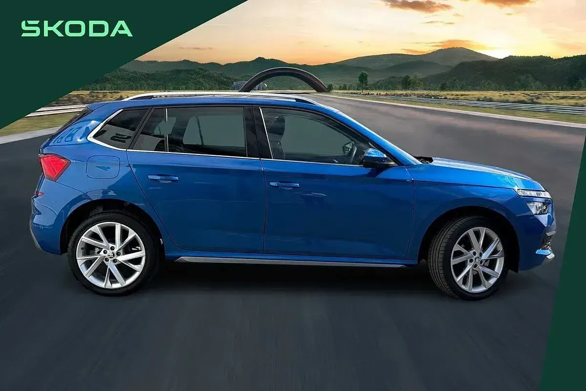 Used Skoda 110 R SE L Executive 81 HP (59 kW) 2024 Race blue metallic Estate