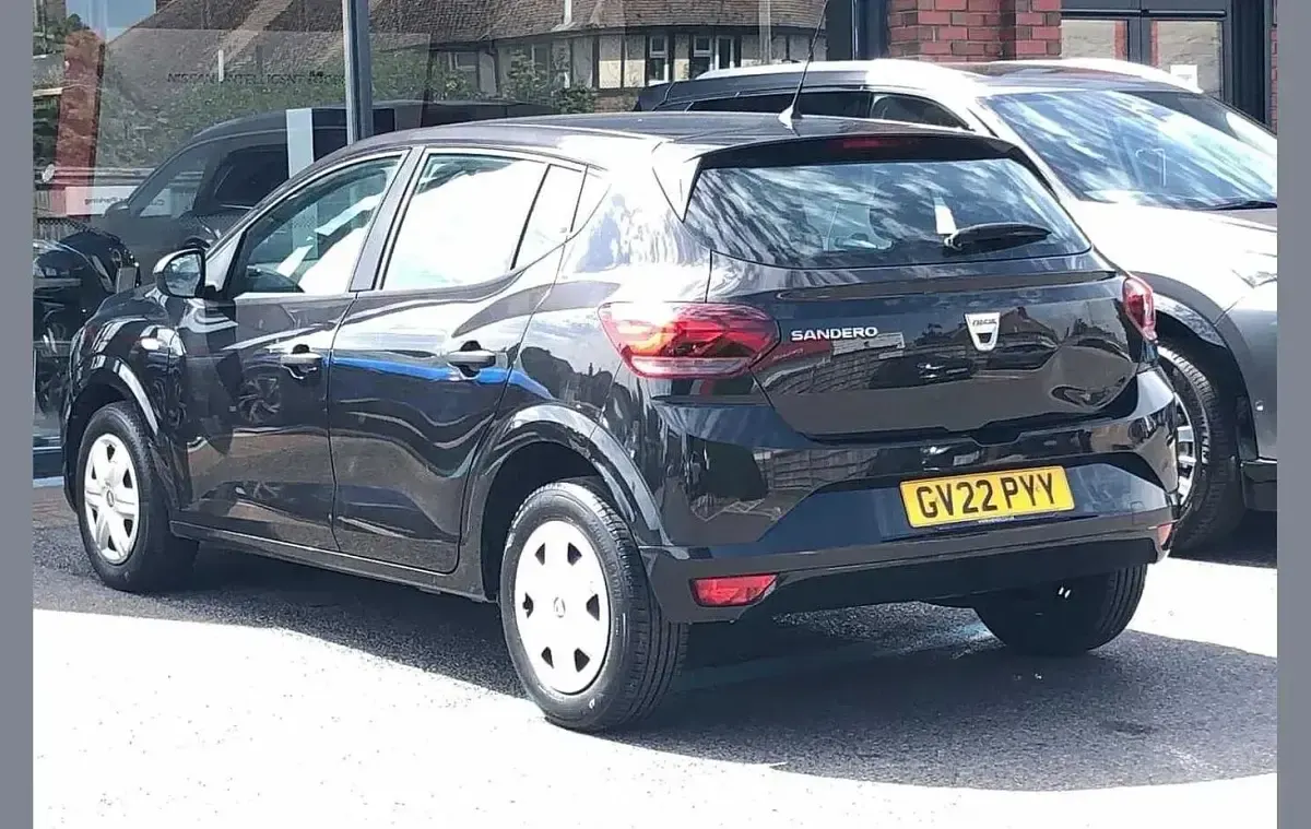 Used Dacia Sandero Essentiel 65 HP (47 kW) 2022 Black Hatchback