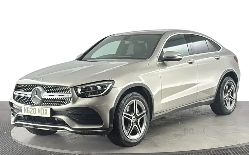 Usado Mercedes GLC220 AMG line 194 HP (142 kW) 2022 Coupé