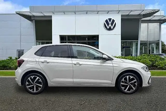 Used VW Polo Match 95 HP (69 kW) 2024 Grey Hatchback