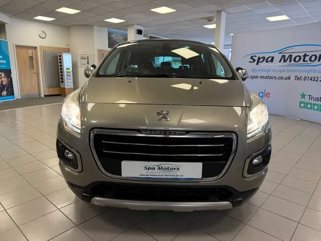 Used Peugeot 3008 Allure 120 HP (88 kW) 2015 Grey Estate