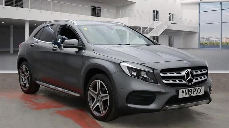 Grey Used 2019 Mercedes GLA200 Executive SUV | £15,199 (Fair price) - Image 1/4