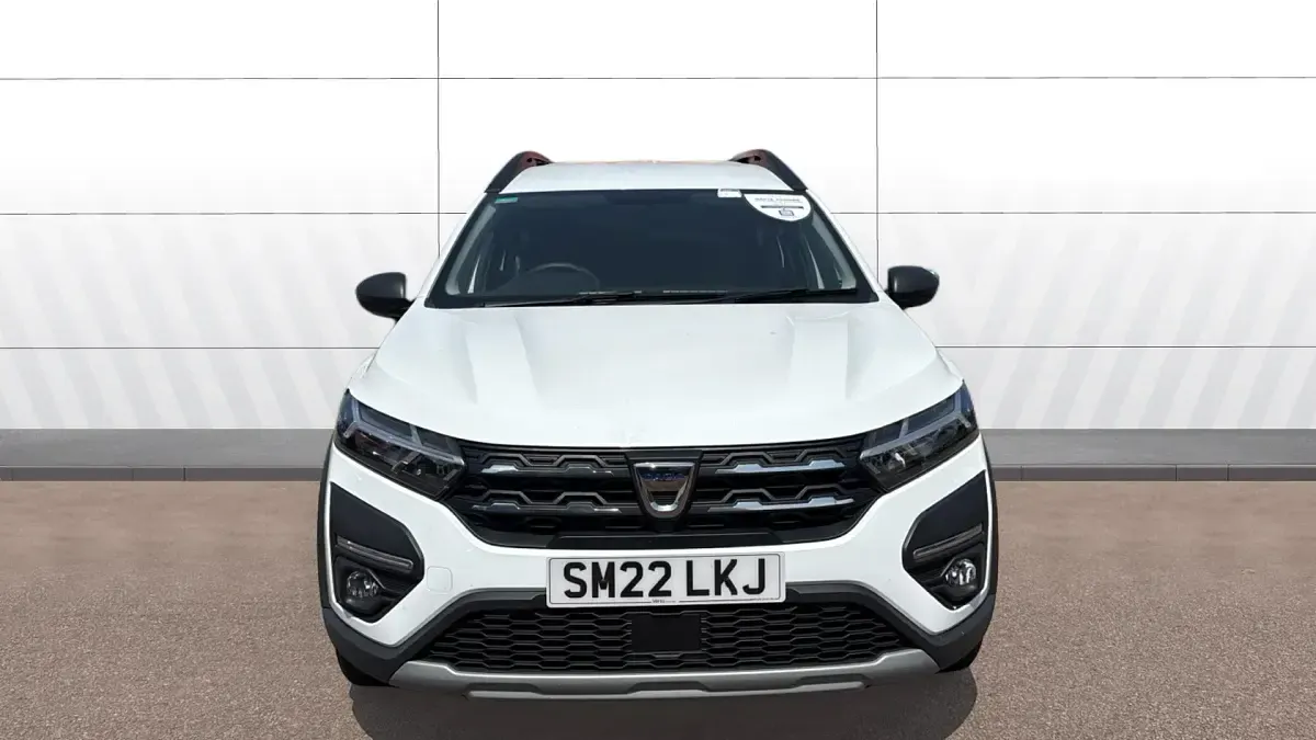 Used Dacia Jogger Essentiel 110 HP (80 kW) 2022 White MPV
