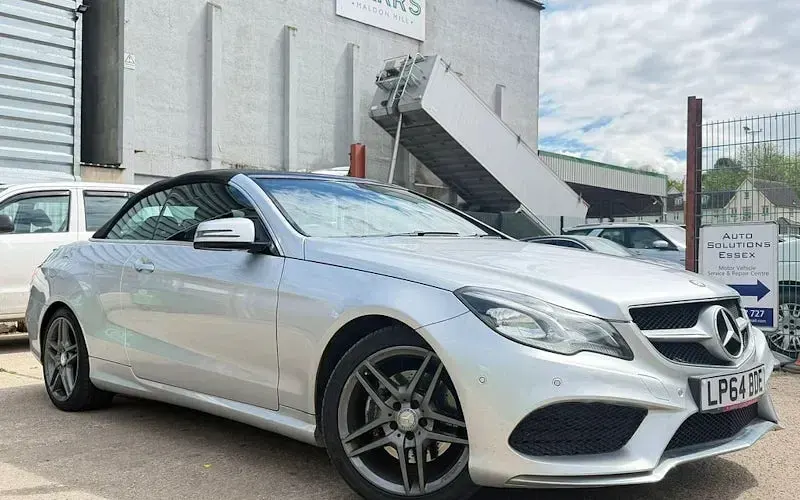 Käytetty Mercedes E220 AMG 170 HP (125 kW) 2013 Avoauto
