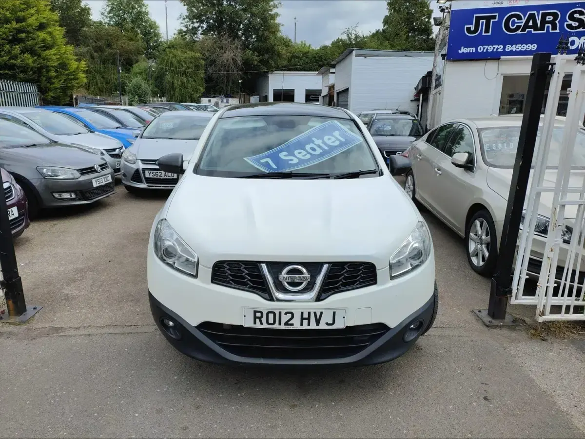 Used Nissan Qashqai +2 Acenta 110 HP (80 kW) 2012 White SUV