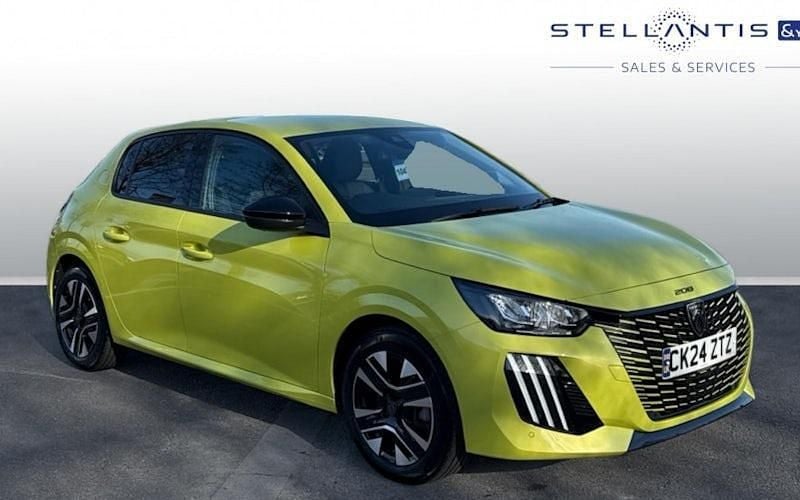 Used Peugeot 208 Allure 101 HP (74 kW) 2025 Hatchback
