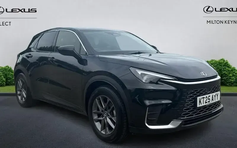 Used Lexus LBX 136 HP (100 kW) 2025 SUV