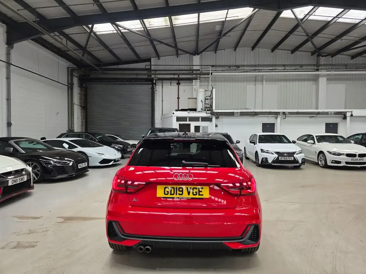 Used Audi A1 Sportback Competition 200 HP (147 kW) 2019 Red Hatchback