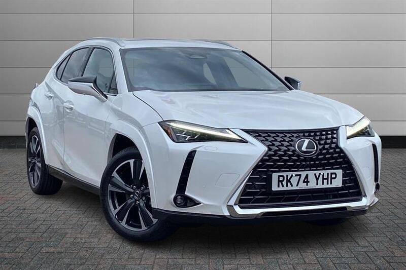 Sonic white Used 2024 Lexus UX 300h SUV | £38,995 (Expensive) - Image 1/4