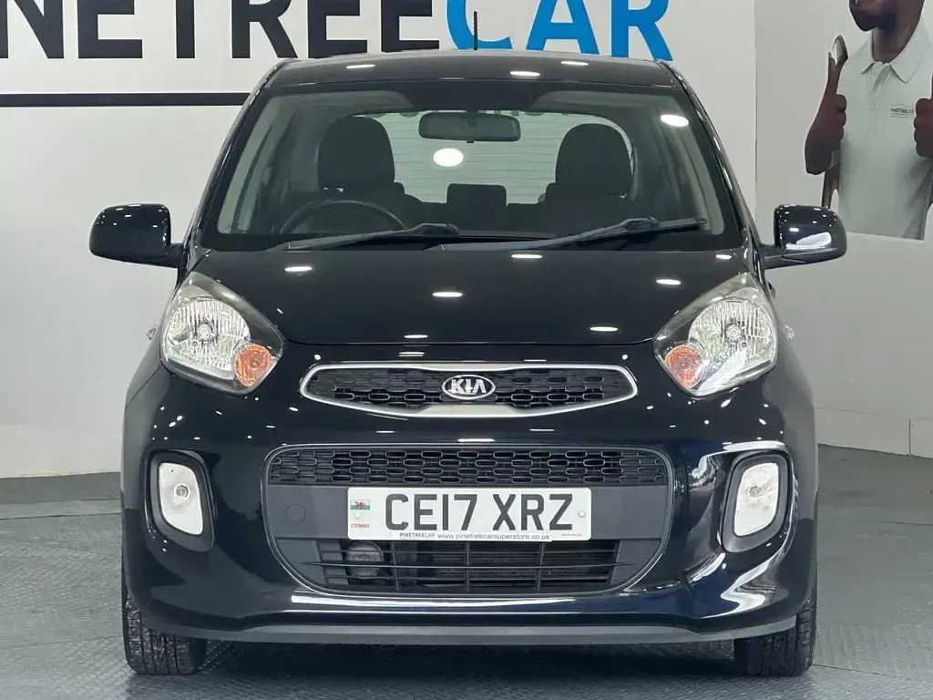 Used Kia Picanto Air 65 HP (47 kW) 2017 Black Hatchback