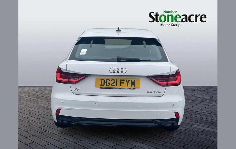 Used Audi A1 Sport 108 HP (79 kW) 2021 White SUV