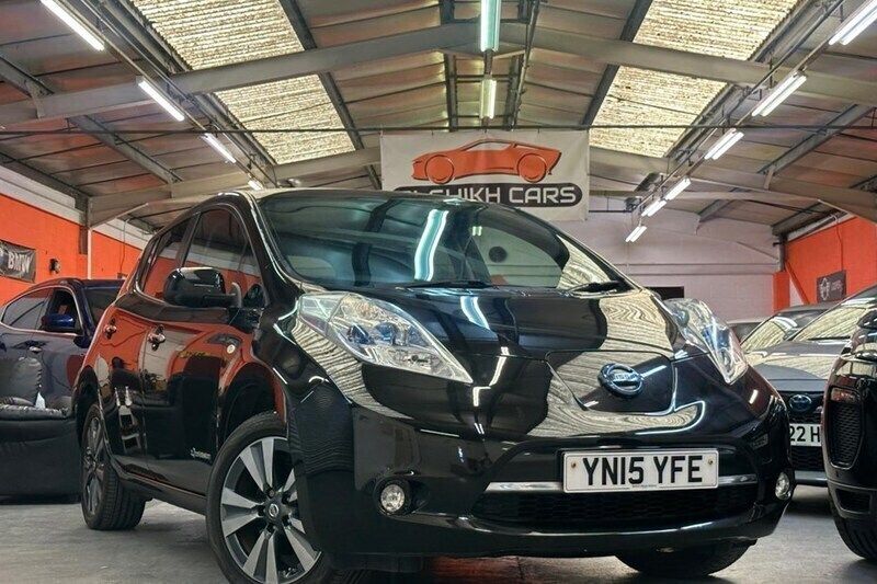 Black Used 2015 Nissan Leaf Tekna Hatchback | £3,895 (Fair price) - Image 1/1