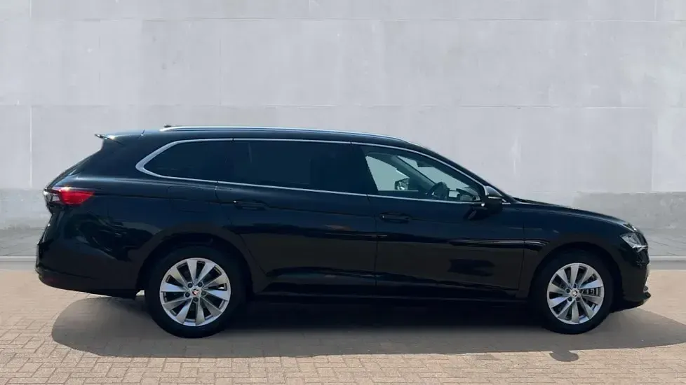 Used Skoda Superb SE Technology 204 HP (150 kW) 2024 Black