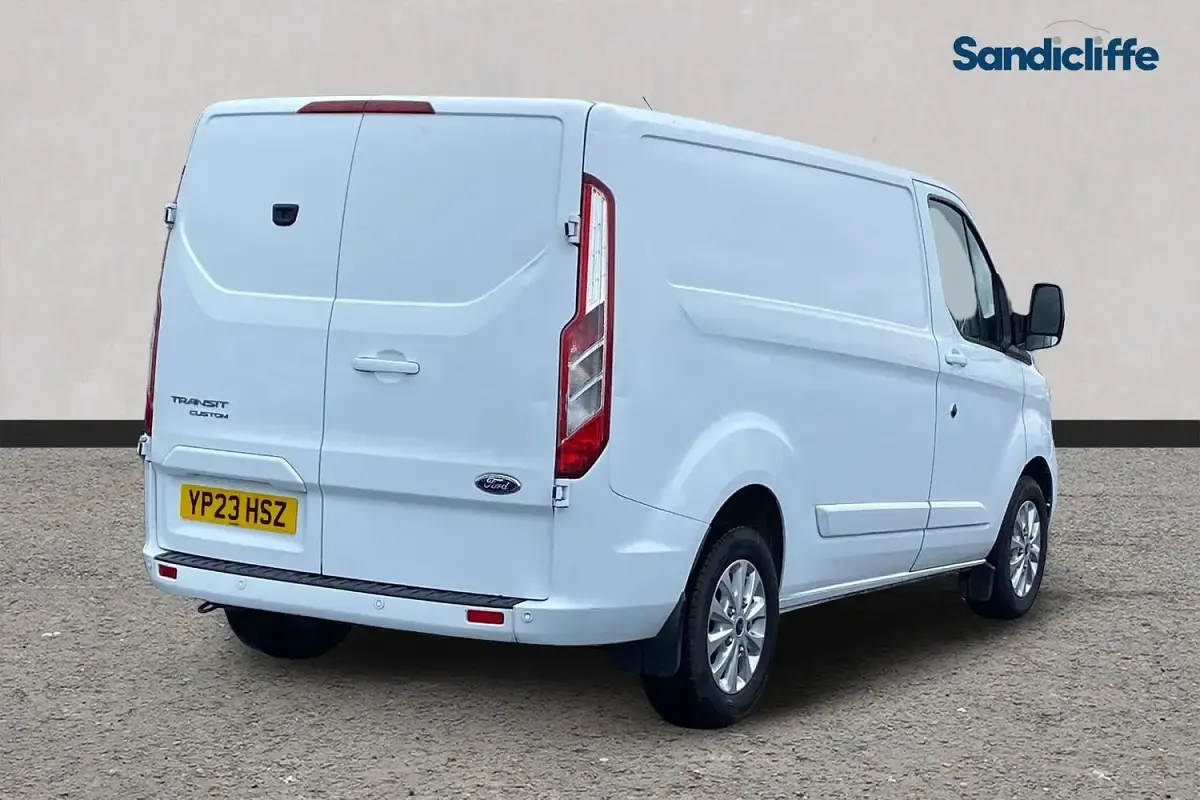 Used Ford Transit Custom Limited 131 HP (96 kW) 2023 Frozen white Van