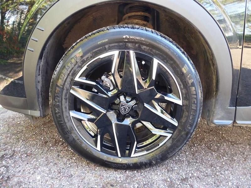 New Peugeot 3008 GT 145 HP (106 kW) 2025 Black SUV