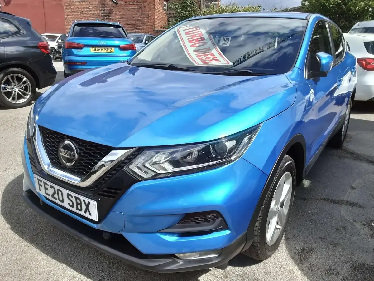 Used Nissan Qashqai Acenta Premium 115 HP (84 kW) 2020 Blue SUV