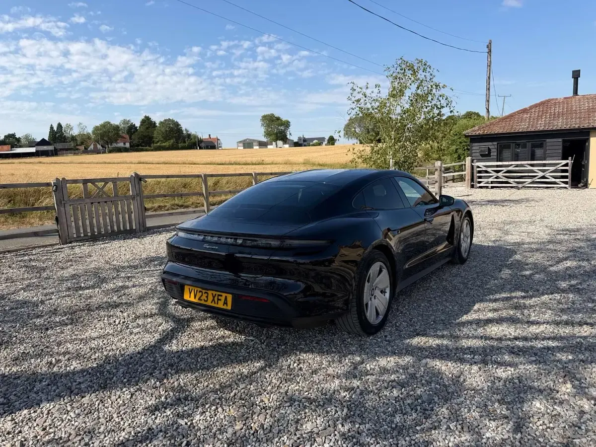 Used Porsche Taycan 300 kW (408 HP) 2023 Black Sedan