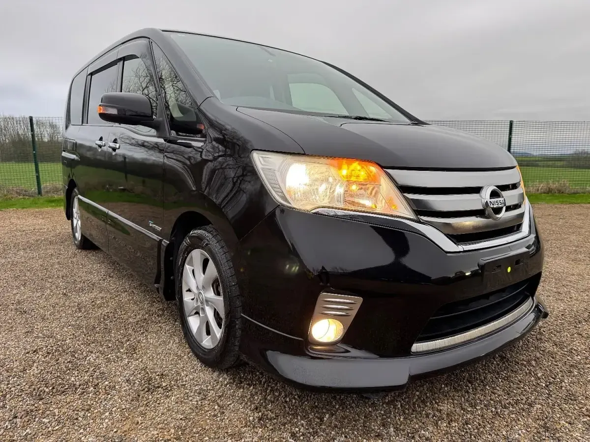 Used Nissan Serena 2013 Black MPV