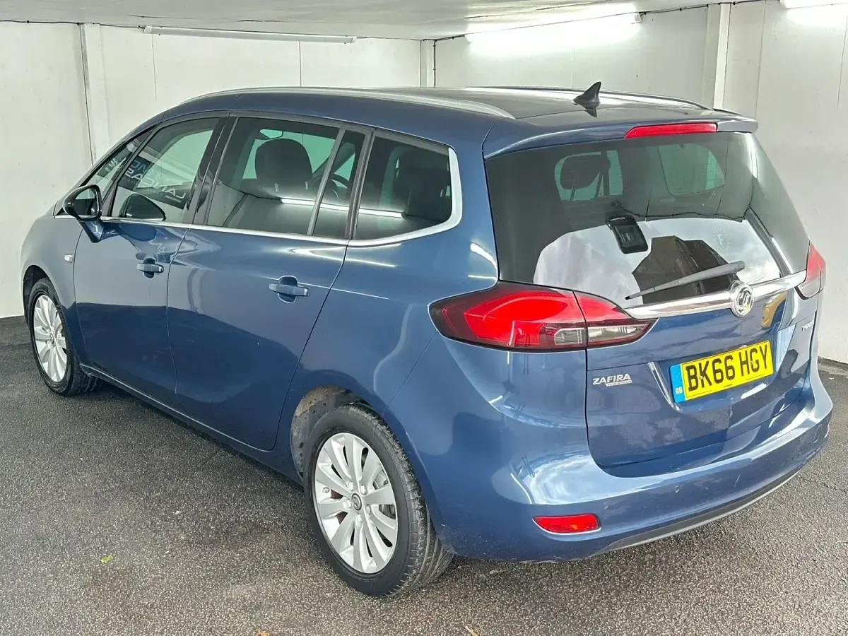 Used Vauxhall Zafira 140 HP (102 kW) 2016 Blue MPV