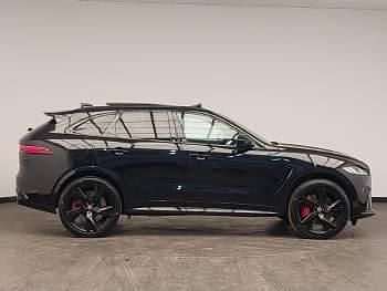 Used Jaguar F-Pace SVR 550 HP (404 kW) 2022 Black SUV