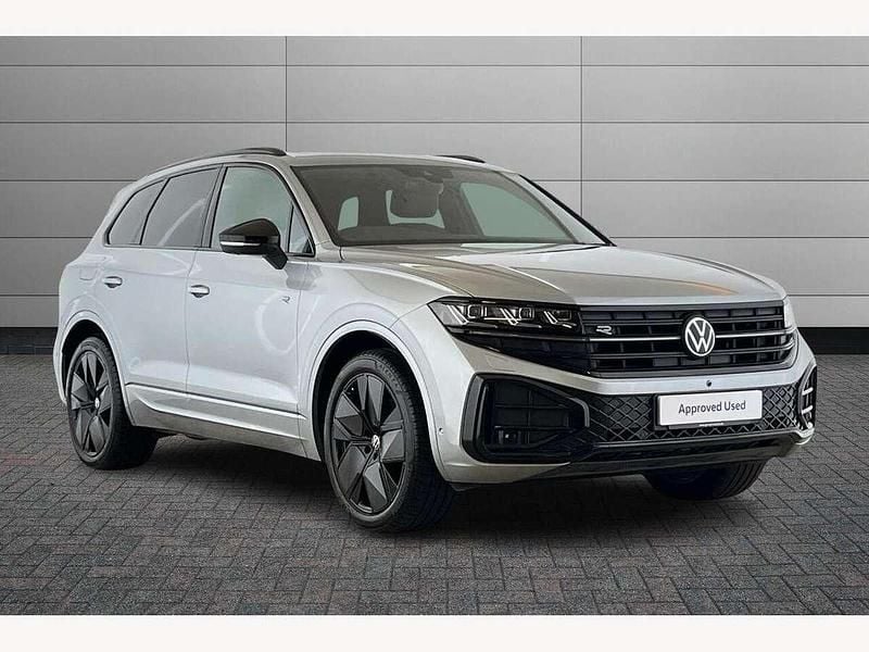 Silver Used 2025 VW Touareg Black Edition SUV | £49,990 (Fair price) - Image 1/3