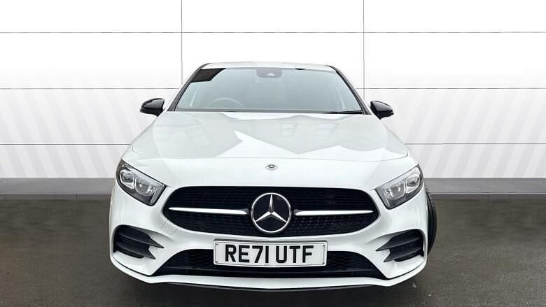 Used Mercedes A200 AMG Line Premium 163 HP (119 kW) 2021 White Hatchback