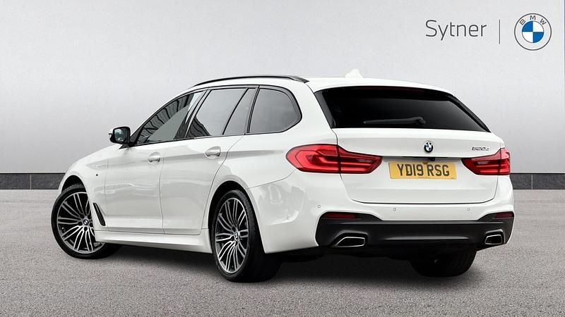 Used BMW 520 M Sport 190 HP (139 kW) 2019 White Estate