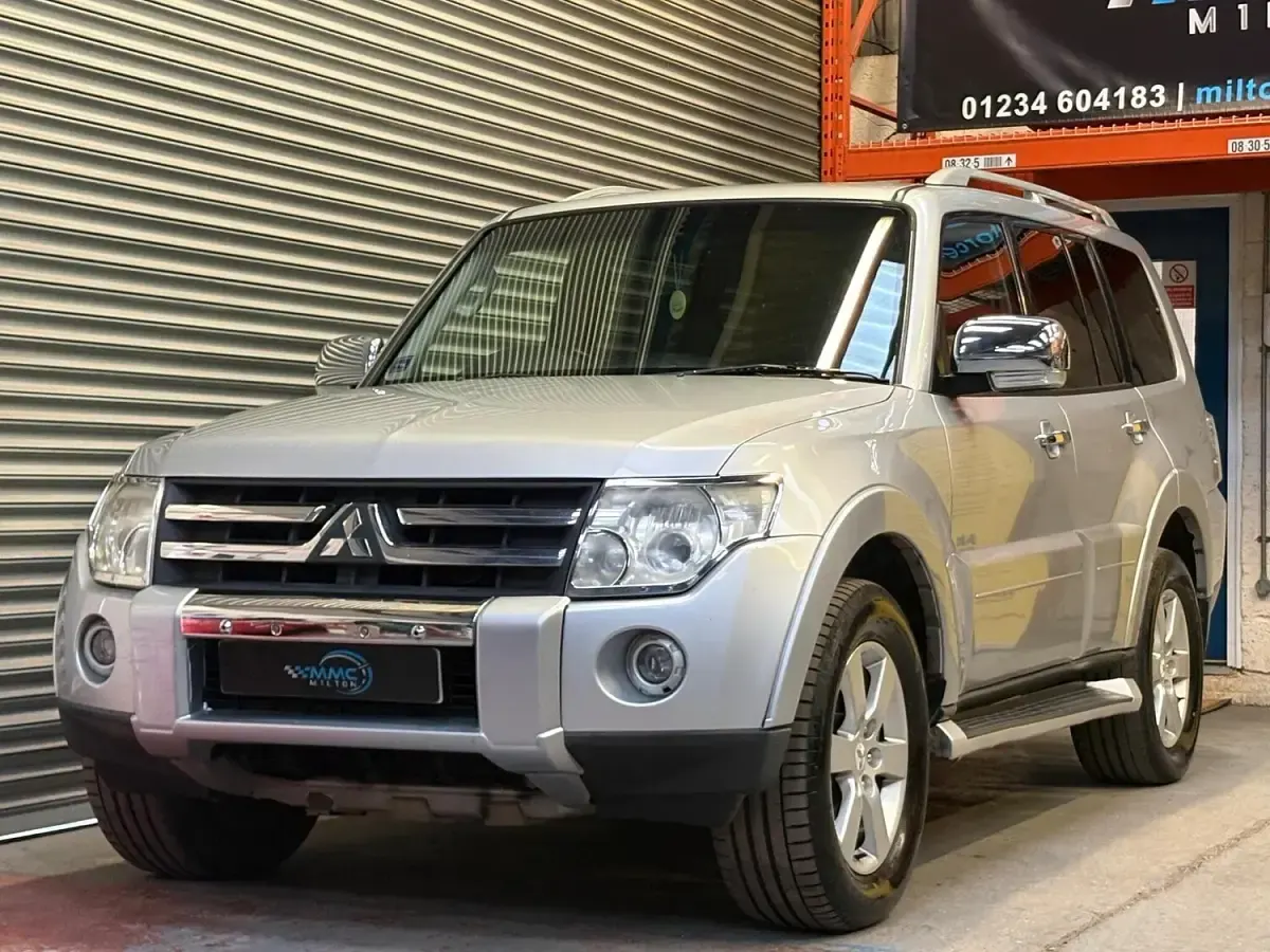 Used Mitsubishi Shogun Warrior 168 HP (123 kW) 2007 Silver SUV